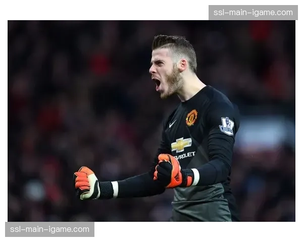 半场:曼联0-2利物浦,加克波、迪亚斯分别建功 半场:曼联0-2利物浦,加克波、迪亚斯分别建功